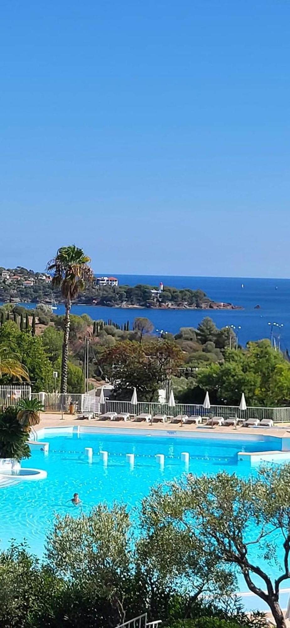 Vacances En Paradis Saint-Raphaël Exteriör bild