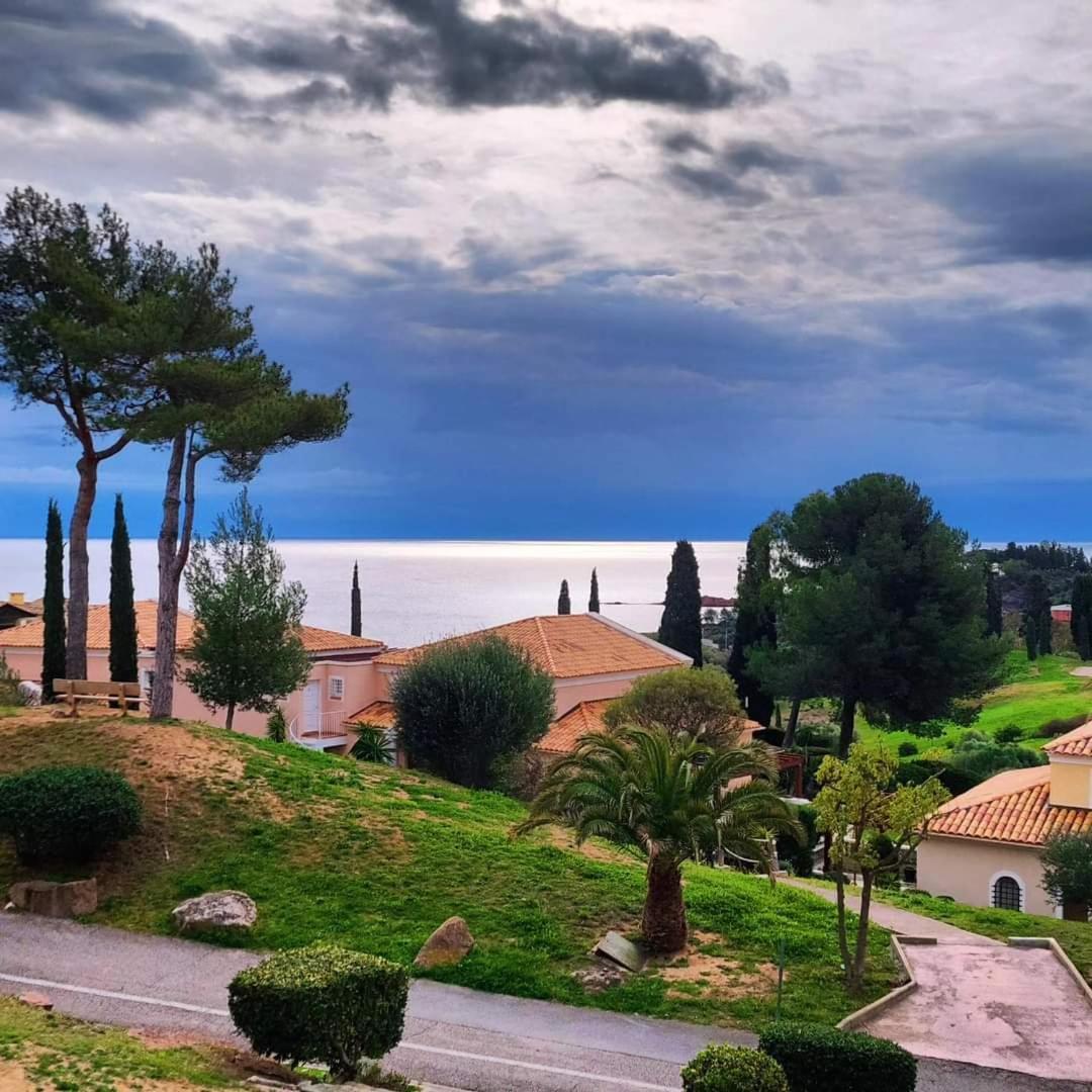 Vacances En Paradis Saint-Raphaël Exteriör bild
